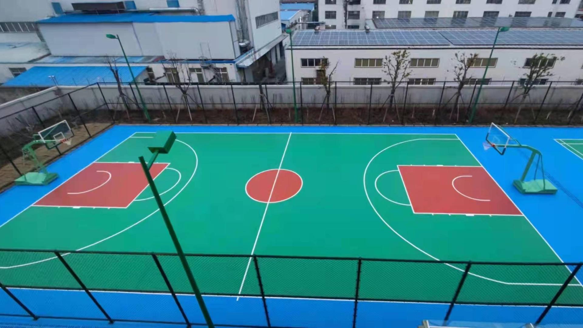 硅PU球场材料施工过程的监理需要注意哪些问题？