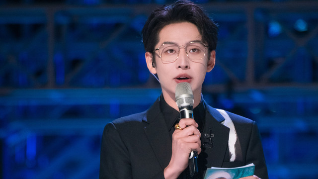 齐思钧|何炅接班人稳了？《浪姐3》齐思钧表现亮眼，3句话尽显高情商