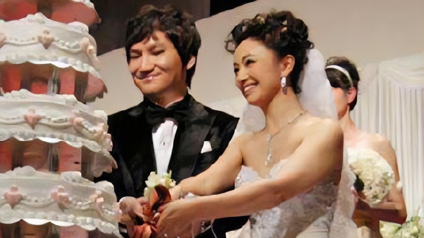 娱乐圈|被“影视导演”娶走的3位女明星，长得如花似玉、掌管半个娱乐圈