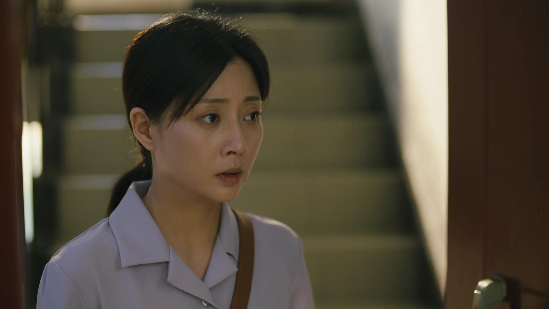 人世间|人世间：曲秀贞病逝，郝冬梅献花圈，周秉昆凭吊，世态炎凉太残酷