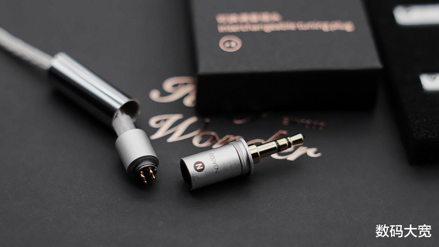 2K屏|兴戈金乌EN1000体验：一条耳塞的无限种可能