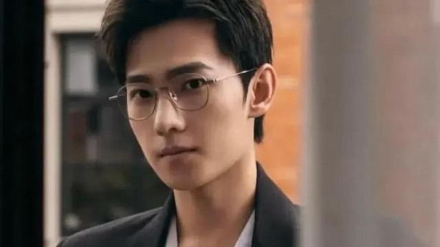 江疏影|微博IP属地公开后，不少明星艺人和海外博主都“翻车”了