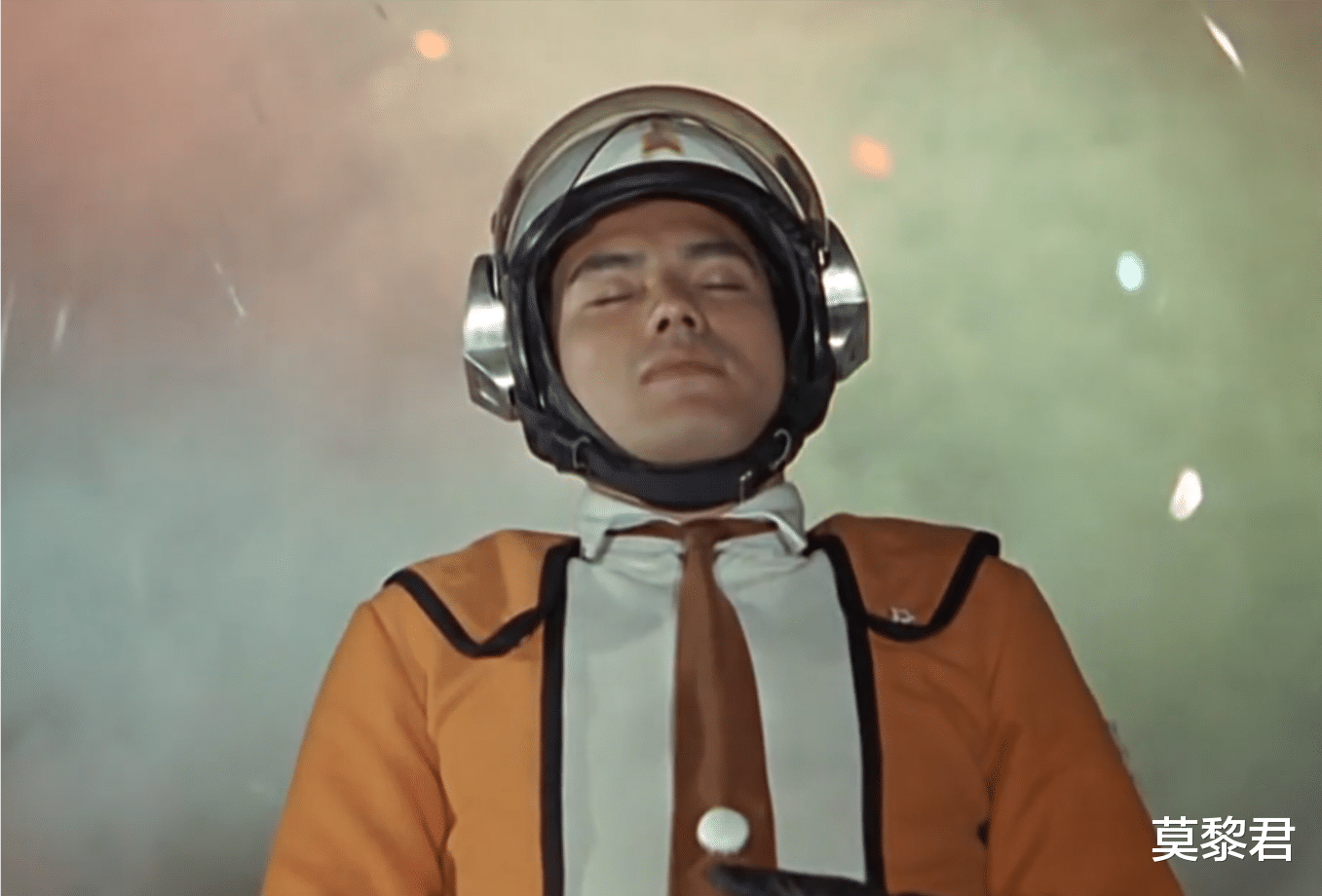 初代奥特曼|初代奥特曼:早田君,我撞了你,你要对我负责!