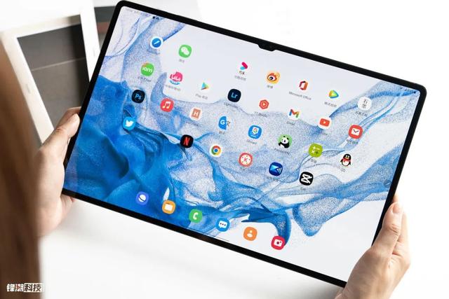 主板|圖賞：年底的14英寸iPad Pro，就長這樣了吧