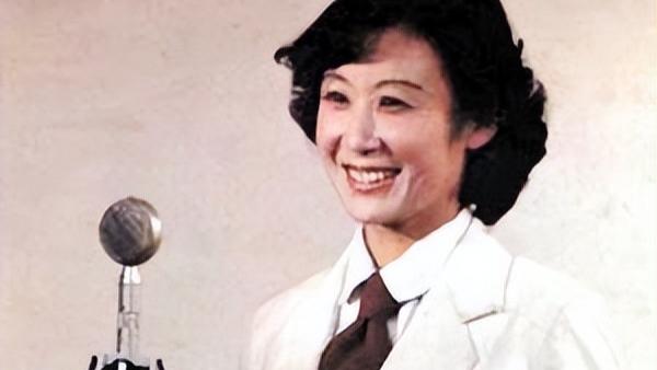 爱奇艺|苏小明：当红时选择出国留学，在国外结婚生女，如今她怎样了