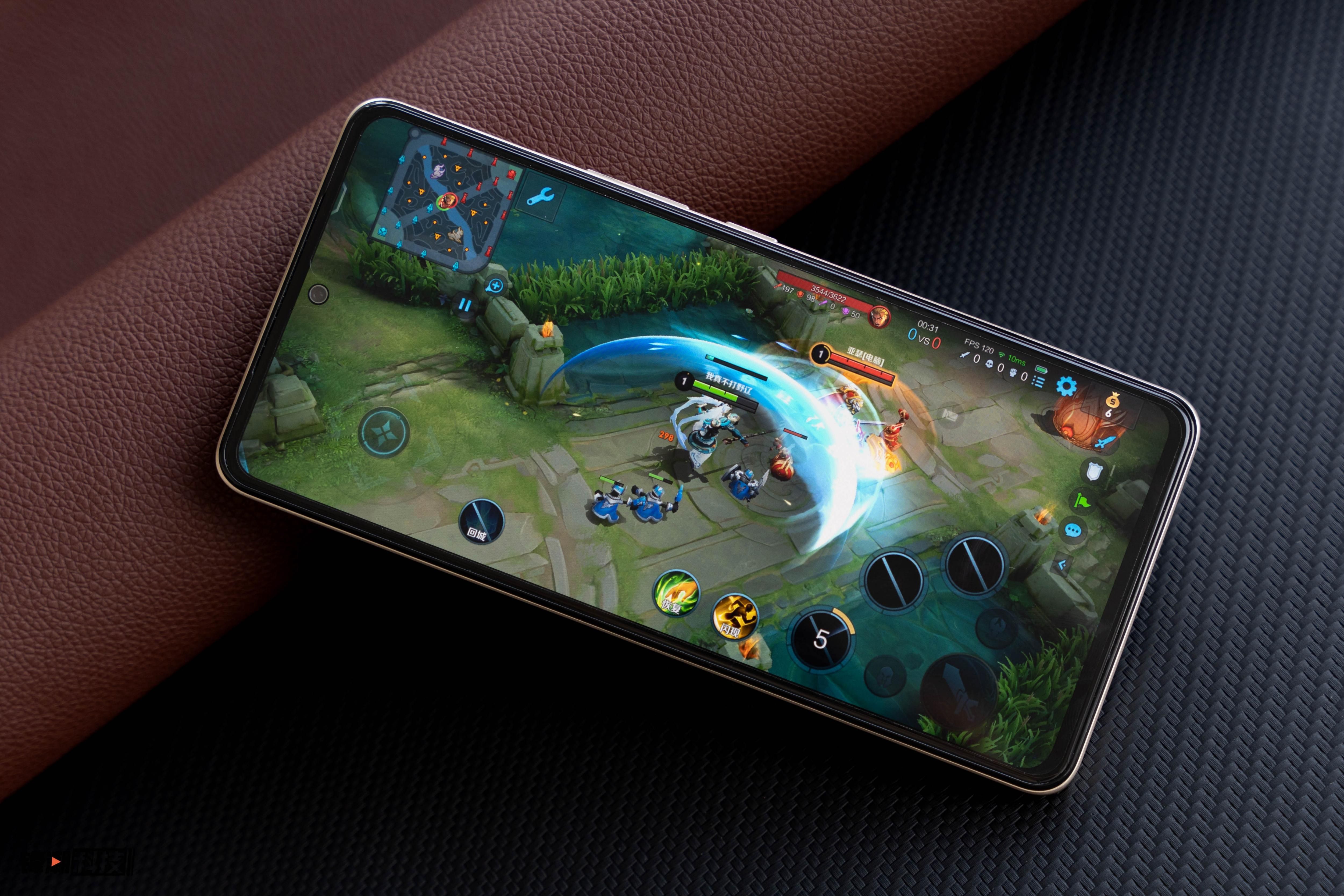 高通骁龙|骁龙870表现如何？都说续航能力强，低电量还能打几把游戏？