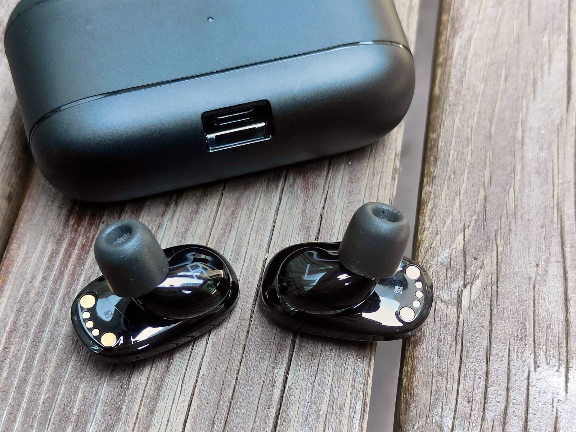 无线耳机|真无线也能如此动听！Shure舒尔AONIC FREE真无线耳机