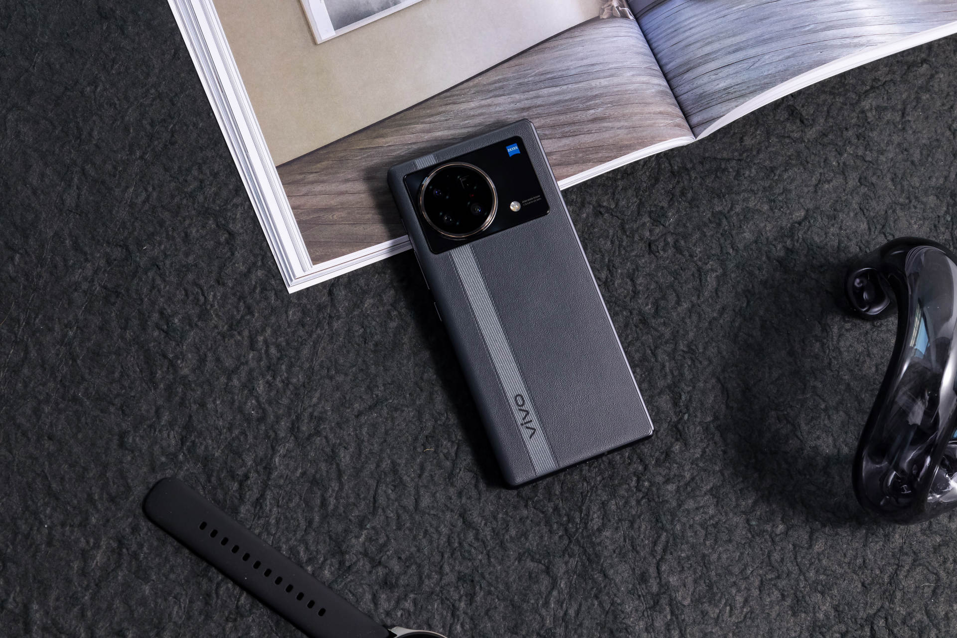 折叠屏|vivo X Fold上手体验,简直就是打工人外出办公神器