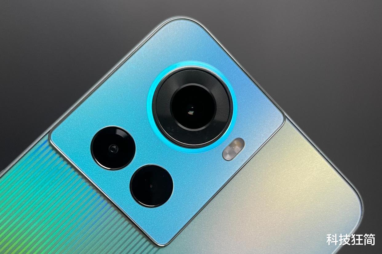 尼康|红米K50和一加Ace哪个好?双芯独显降维打压,红米K50还能取胜?