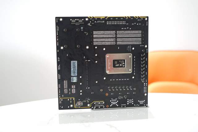 主板|价格屠夫，七彩虹CVN B660M GAMING PRO V20主板