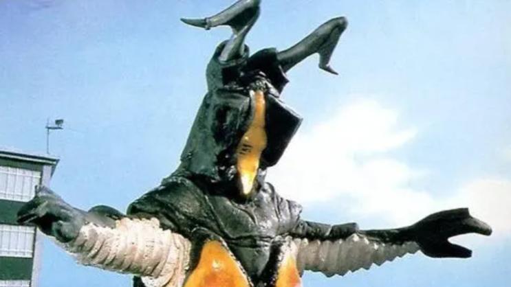 初代奥特曼|初代奥特曼大结局被杰顿打败，佐菲要是提前赶到，能打败杰顿吗？