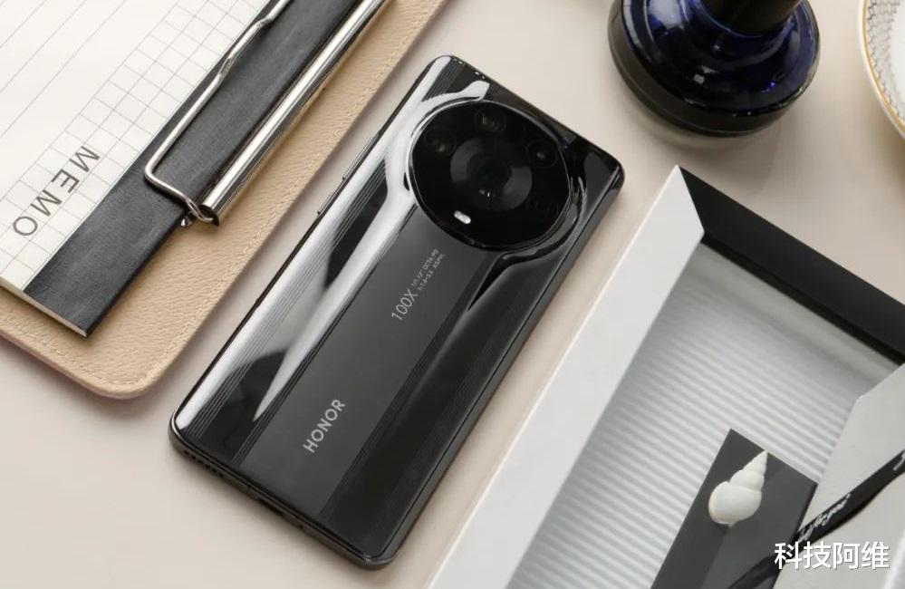 小米科技|12GB+512GB,单平台预约数突破13万,两天后首销或将快速售罄