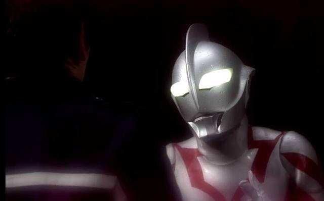 acgn漫评|奥特曼：被塔尔塔罗斯强化过的贝利亚，实力超越黑化状态了吗？