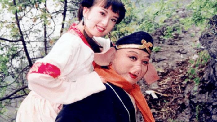 唐僧|无法重拍的瞬间：唐僧搂着观音，如来穿军大衣，八戒骑黑毛驴，沙僧吸烟