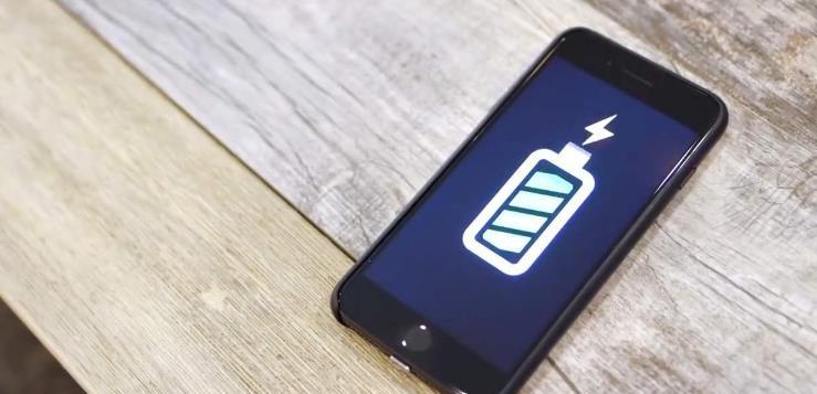 智能手机|充电器面临淘汰！超级充电技术亮相，远距离无线充电，很科幻