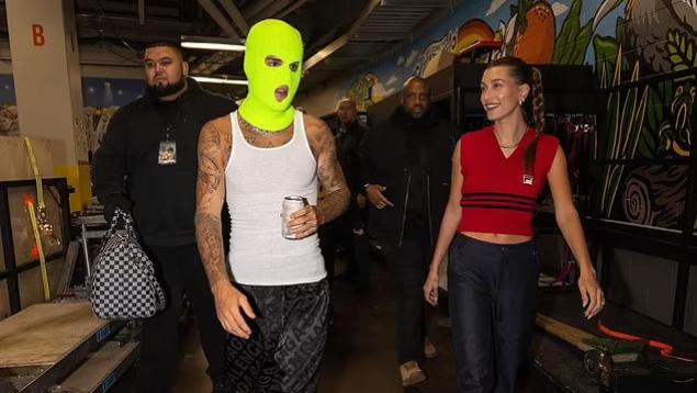 奇异博士2|贾斯汀·比伯戴绿脸基尼耍宝，25岁妻子“被怀孕”，对粉丝翻白眼