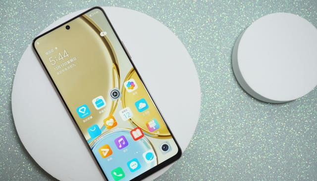 华为mate|高颜值荣耀彻底离场,LCD屏+66W快充+星环设计,仅1189元