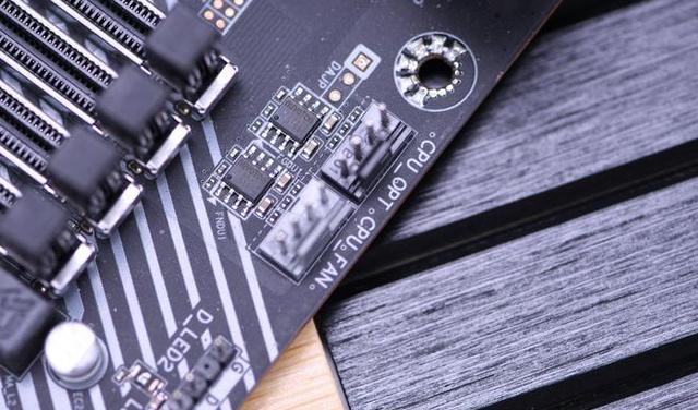 主板|另辟蹊径的高性价比配置!为什么AMD5950X+RX6900XT值得推荐?