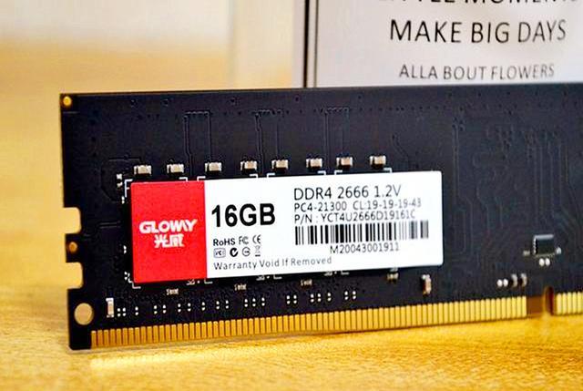 内存条|内存条有2个参数规格，对提升电脑性能至关重要，选错了也会后悔