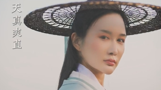 霍建华|张纪中为小31岁妻子拍武侠片！穿古装耍剑好飒，被猜要进演艺圈？