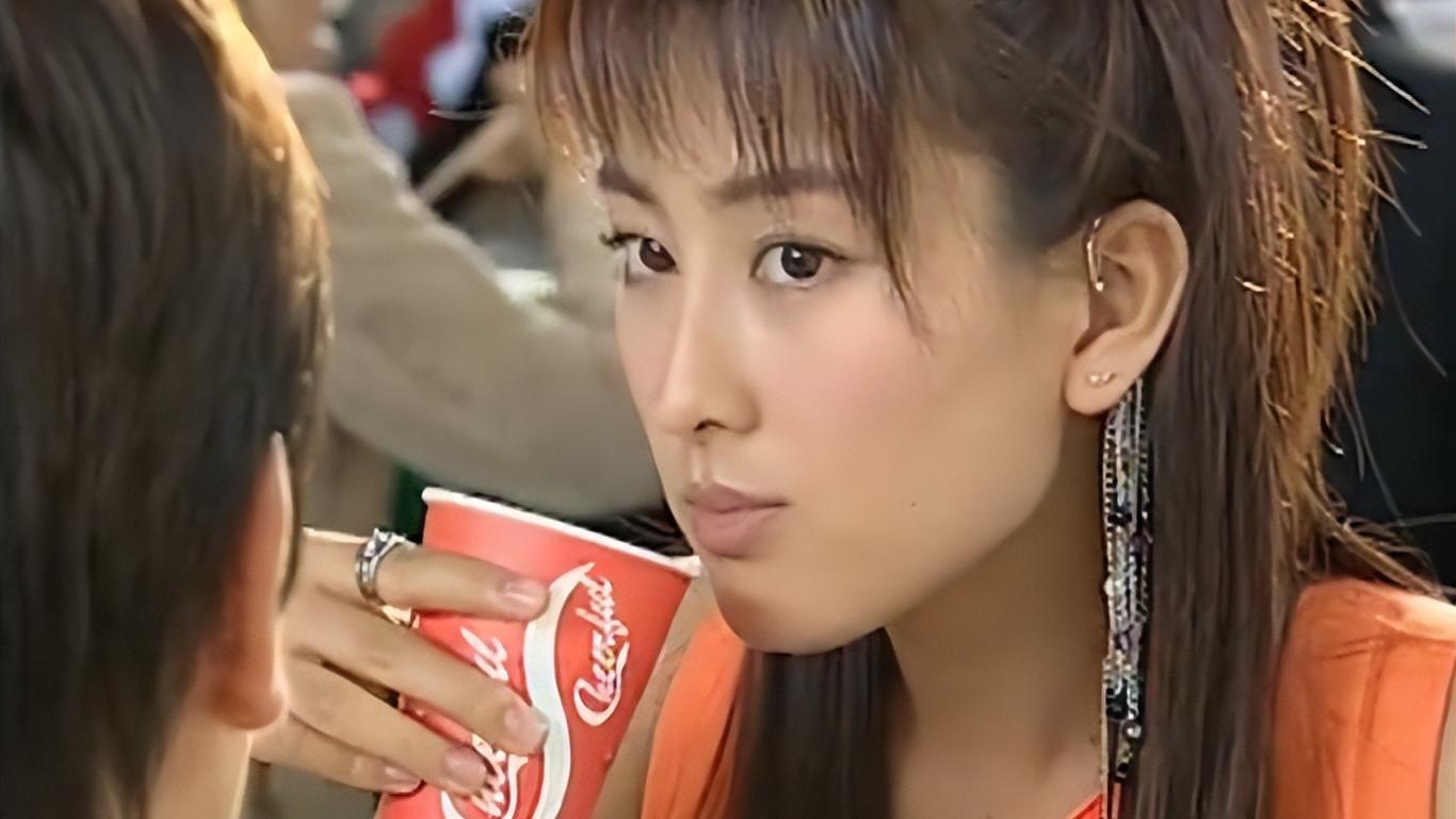 夏日里的春天|《夏日里的春天》18年，男主退圈发福，女主糊了，小配角反成一线