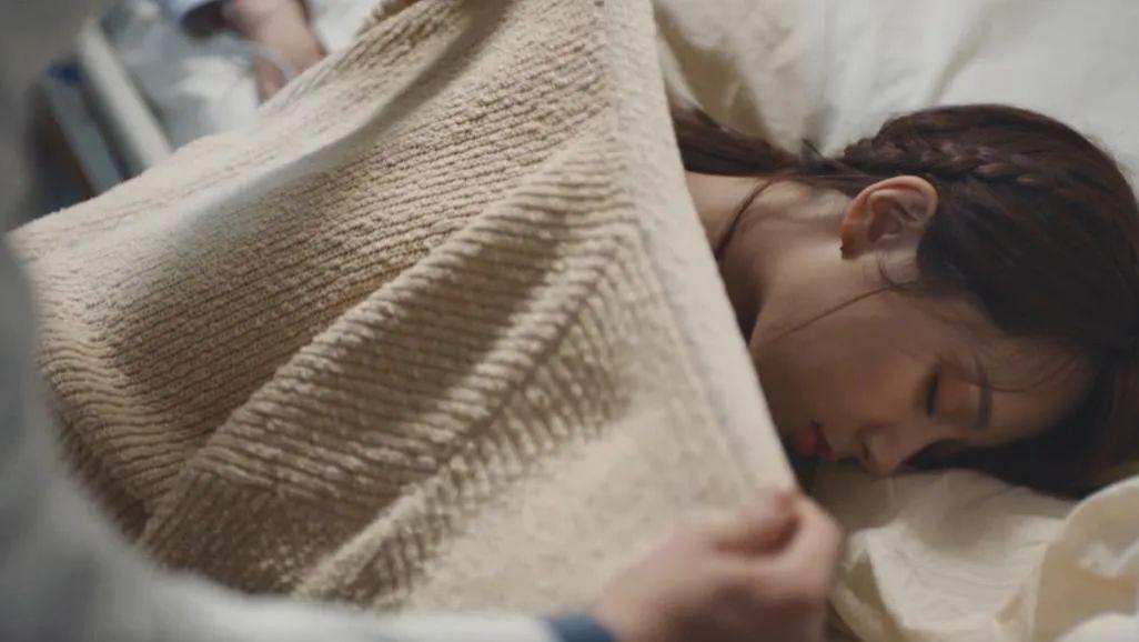 顾魏|《余生》番外30：“浑身腰酸背痛? ”顾魏：全因你睡觉太不老实啦