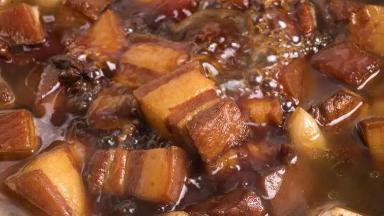 猪肉|猪肉腥味最怕“它”，炖煮猪肉加1勺，出锅软烂无腥味，越炖越香