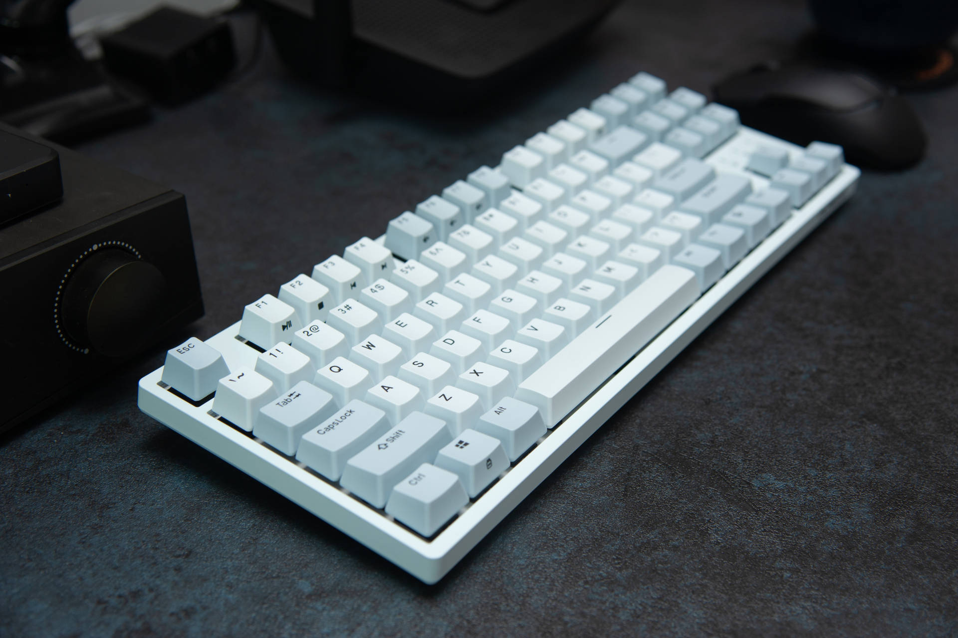 机械键盘|可盐可甜 杜伽K320红轴机械键盘 浅雾蓝