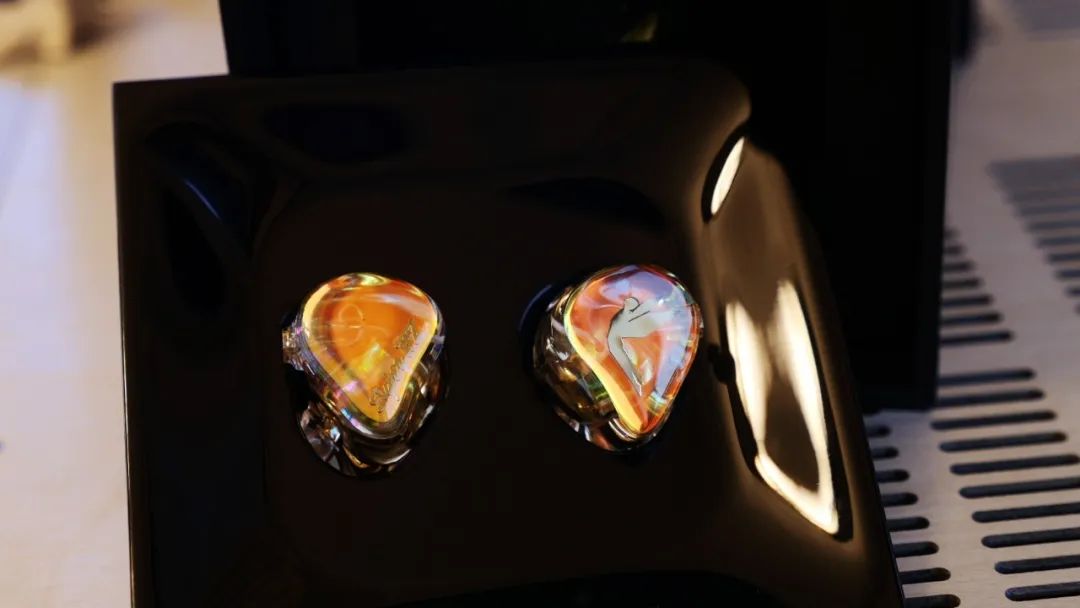 耳机|整装再出发——SUPERTFZ FORCE 1耳机林氏评测