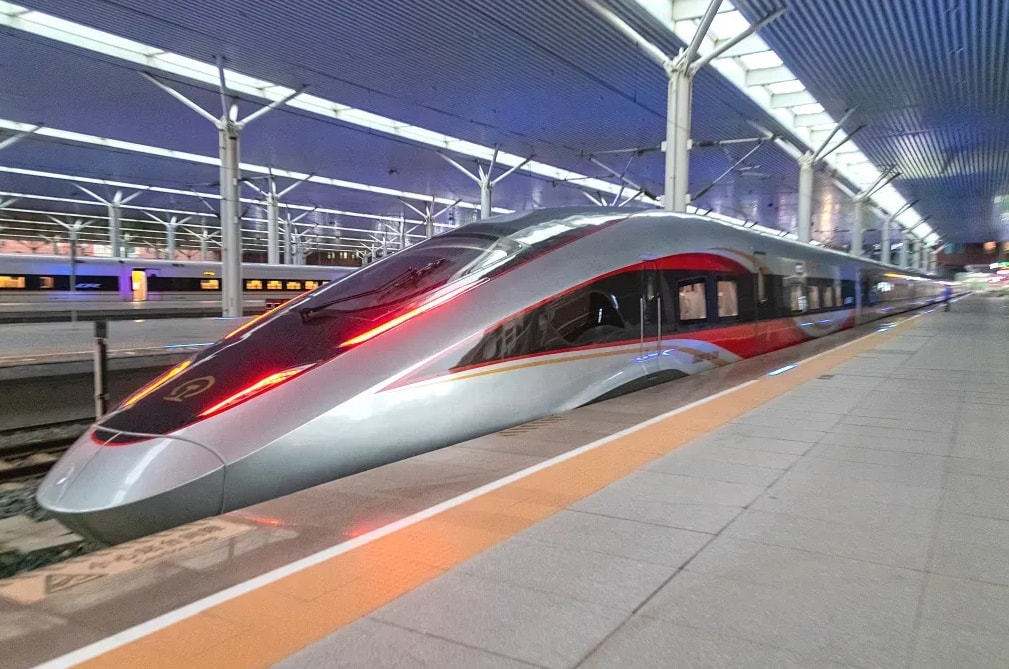中国高铁到底有多先进？在没有乘