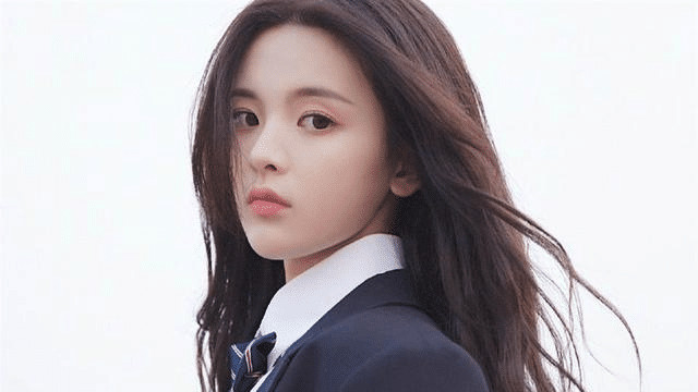 黄晓明|与黄晓明恋爱3年无果，34岁风情难挡却仍单身