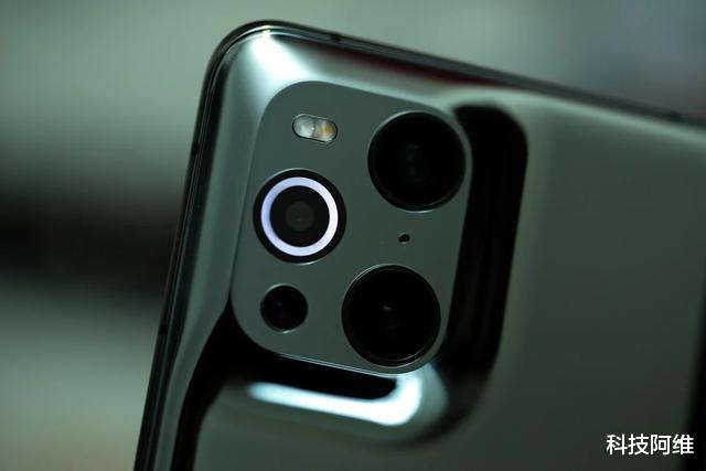 CPU|发布至今下跌1500元，256GB+65W闪充，2K曲面屏旗舰售价大跳水