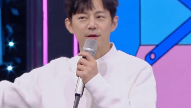 你好星期六|《你好星期六》收视率五连跌，何炅带不动青铜，蔡少芬回归呼声高