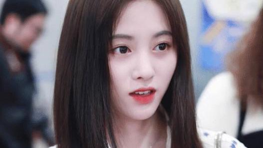 郭敬明|当1米59鞠婧祎碰上1米55郭敬明，只差4cm，网友：谎报个子“尴尬不”