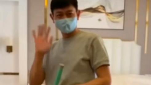 刘德华|吹捧刘德华拖地的人，一看就是假粉丝，根本不了解他的人生经历