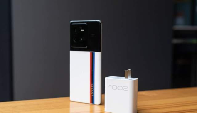 vivo|vivo手机别乱买,这5款覆盖低端到高端,闭眼买就行