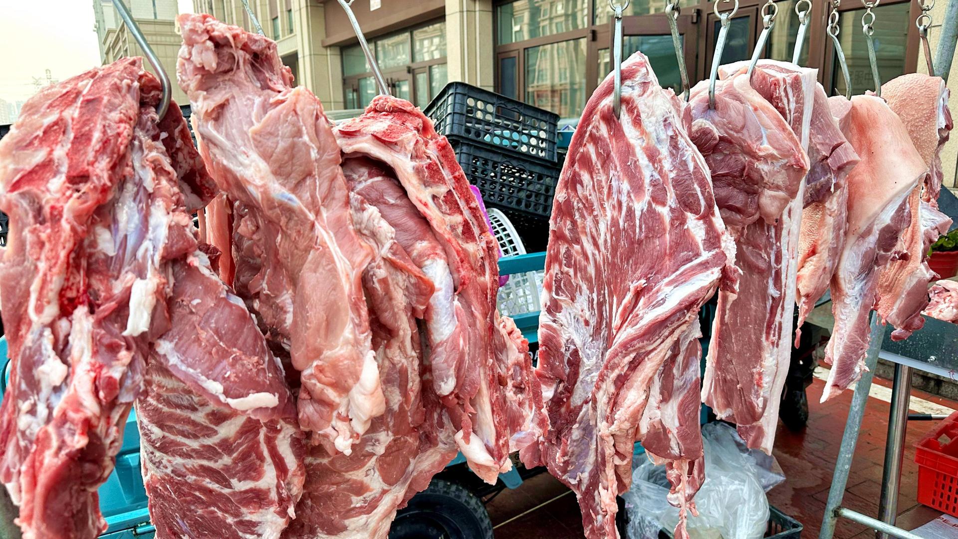 买猪肉，内行人专挑“这4个部位”，肉质好口感佳，以后别买错了