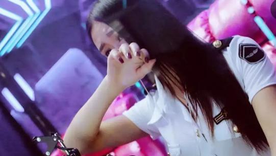 游戏主播|继PDD直播间唱歌被索赔10万后，新规定：直播间放背景乐也要交钱