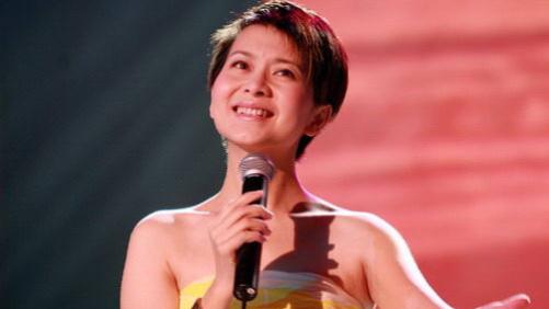 热刺|迎娶女星甘萍，退役后加盟体育局的名宿黎兵级别年薪如何？