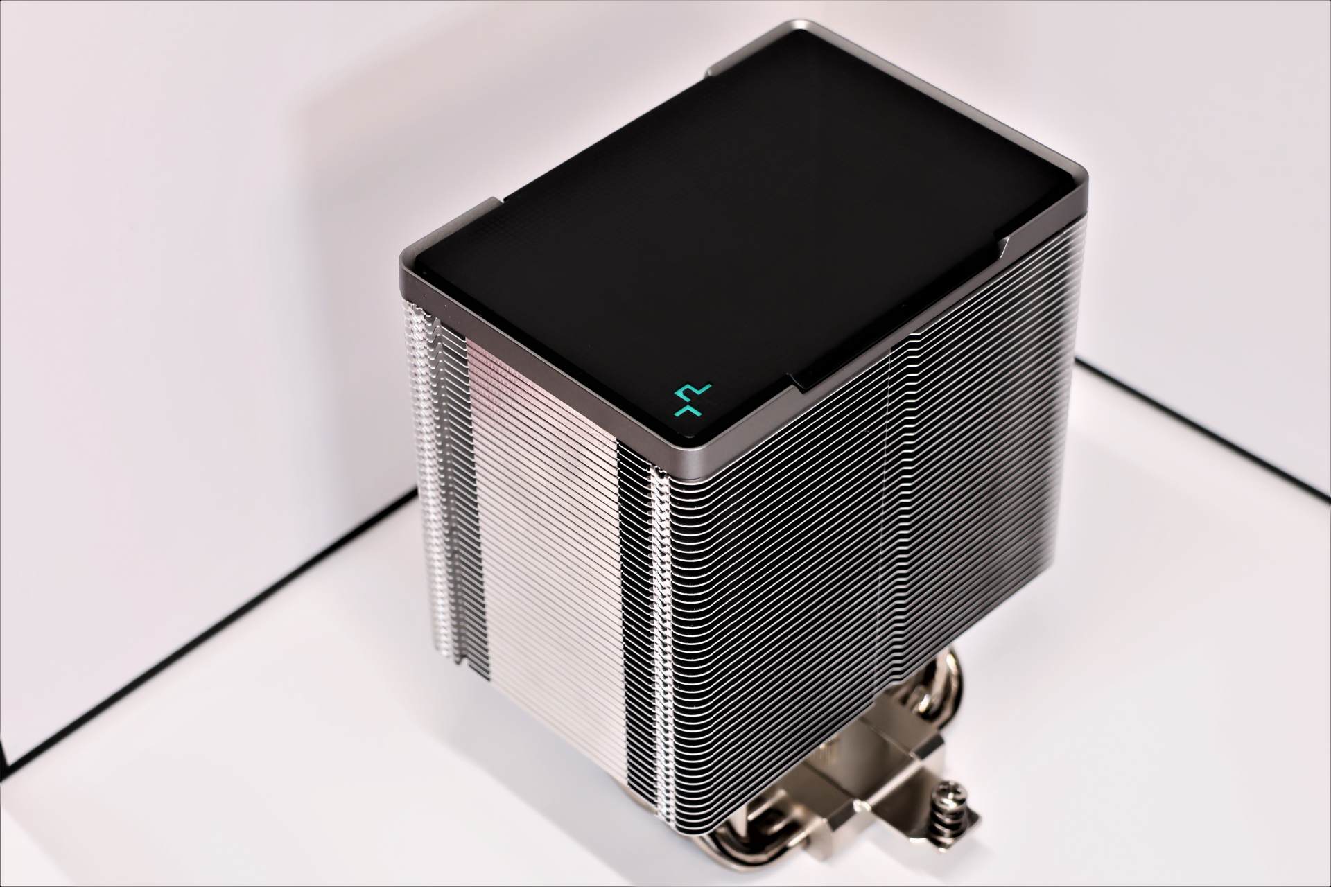 iPad|英特尔I7 12700K可以用风冷散热器吗？九州风神AK500实测！