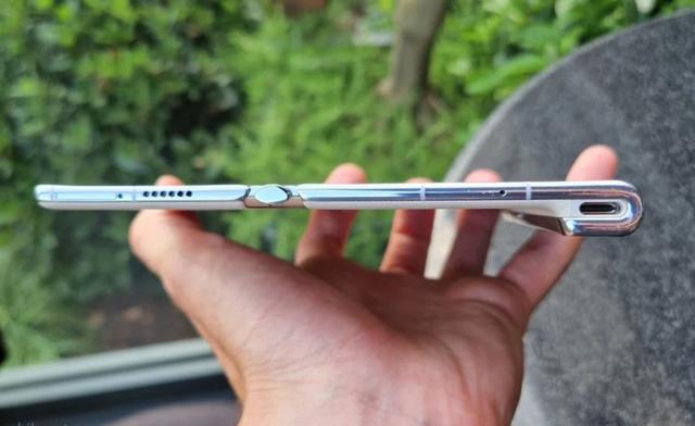 |儿子考上重点高中,却要买华为MateXs2,该怎么办?