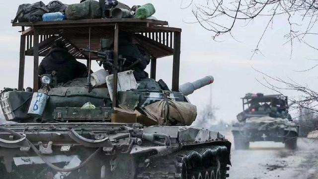巴赫穆特决战在即，乌克兰第28旅刚增援上来，就重创俄车臣部队