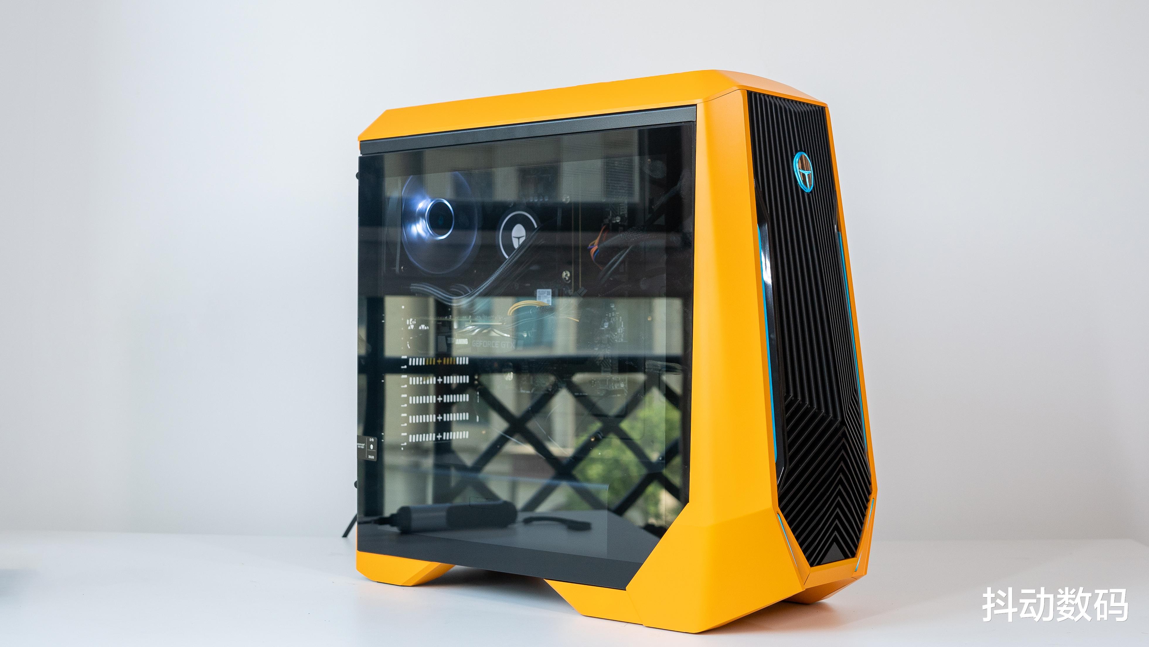 雷神|聊一款因为颜值打动我的品牌台式机：雷神 黑武士 2虎将