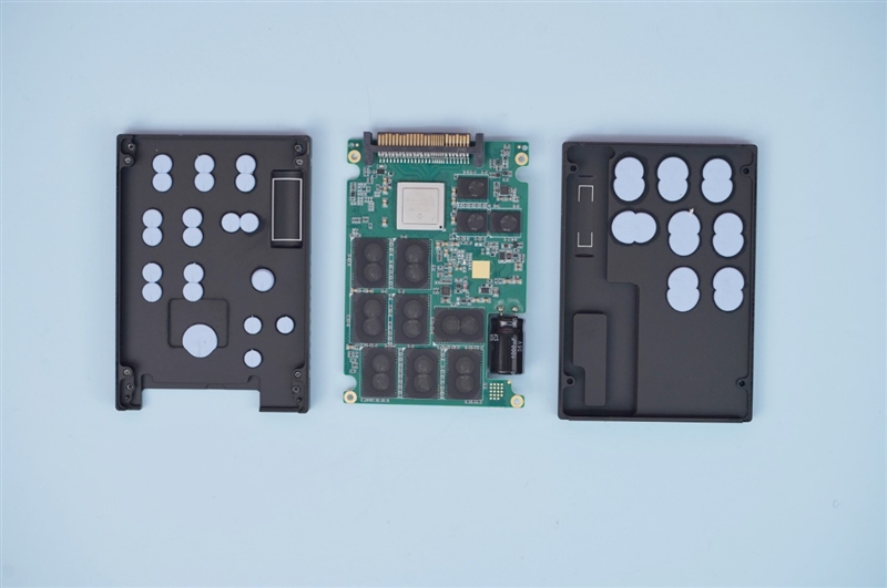 ssd|全程不掉速！企业级3.2TB SSF评测：是时候整一块了