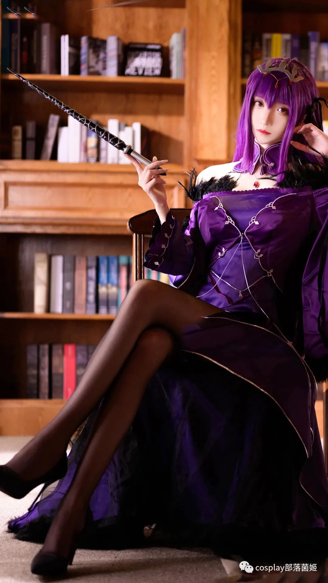 |cos:王者气质的斯卡哈cos正片@青青子,这大长腿谁能抗住
