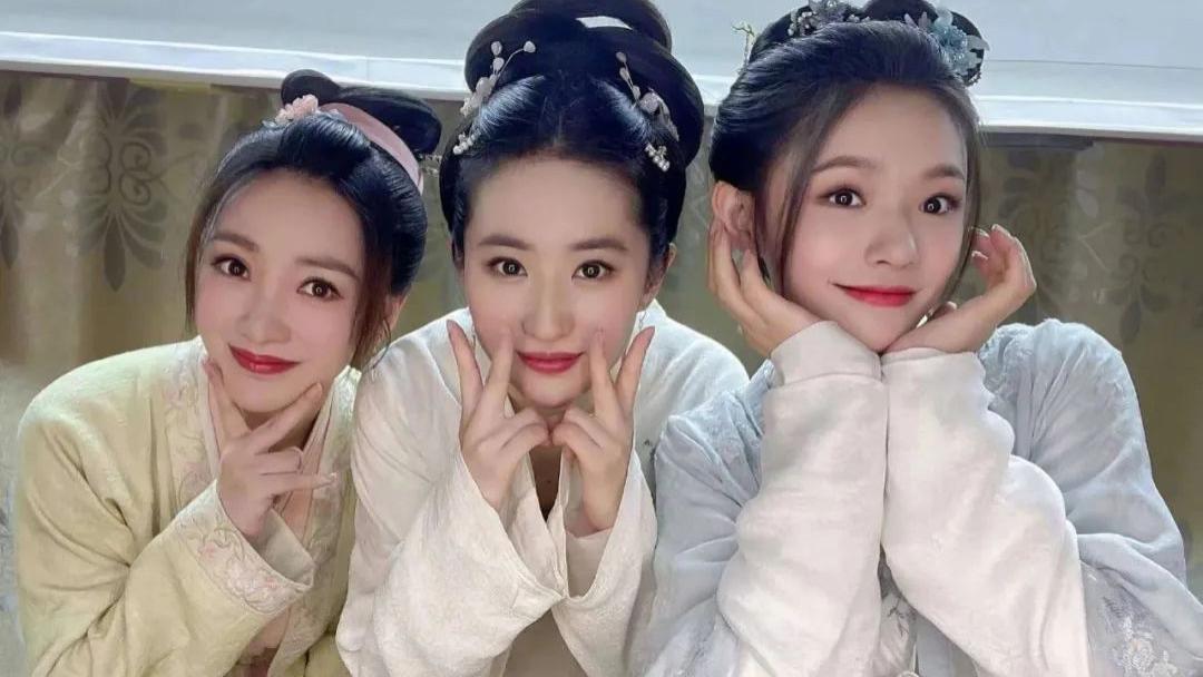 柳岩|君子报仇六年不晚！柳岩一雪前耻，打脸油腻光头！