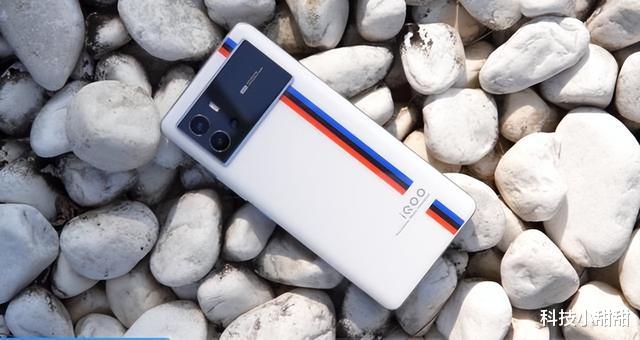 iPhone|下半年最有可能成为爆款的3款手机：大招一个接一个