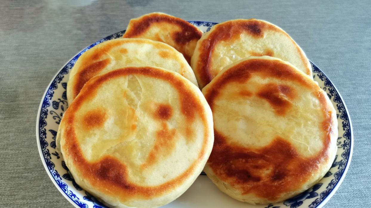 糖酥饼|吃不够的糖酥饼，香酥松软多层，咬一口又香又甜。