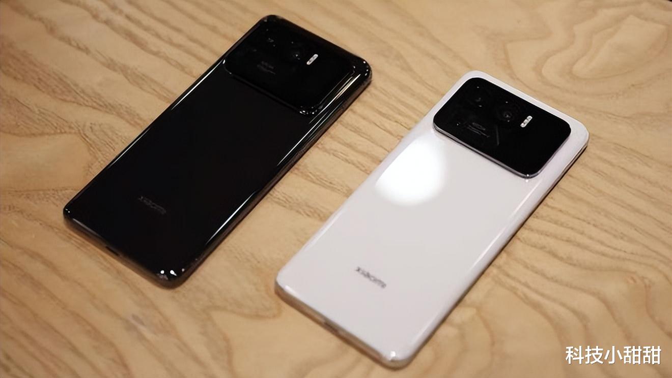 红米手机|小米“超大杯”爆降2700元：2K屏+67W快充，还支持120倍潜望长焦