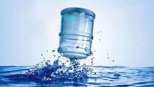净水器|净水器市场崛起!是否会取代桶装水?
